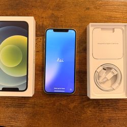 iPhone 12 Green 128GB Unlocked / Like New