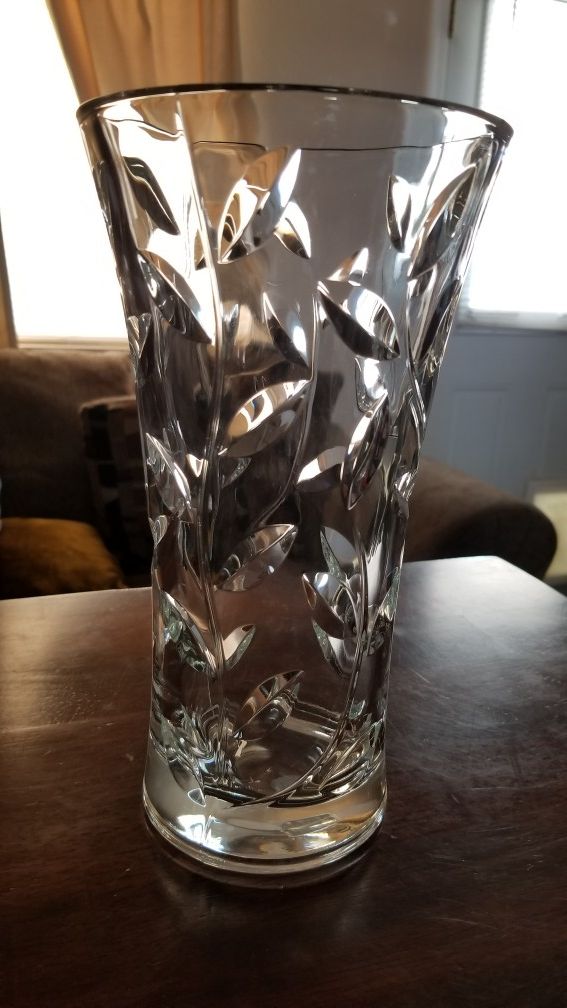 Rcr Italian Crystal Laurus Round Vase For Sale In Phoenix Az