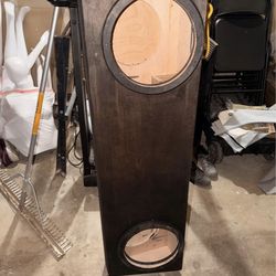 Subwoofer box 2 12s