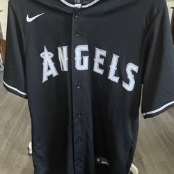 Men’s Nike Black Los Angeles Angels Mike Trout #27 Baseball Jersey Size Medium
