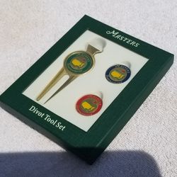 Masters Divot Tool and Ballmark