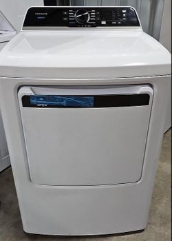 Frigidaire 27" Electric Dryer $280