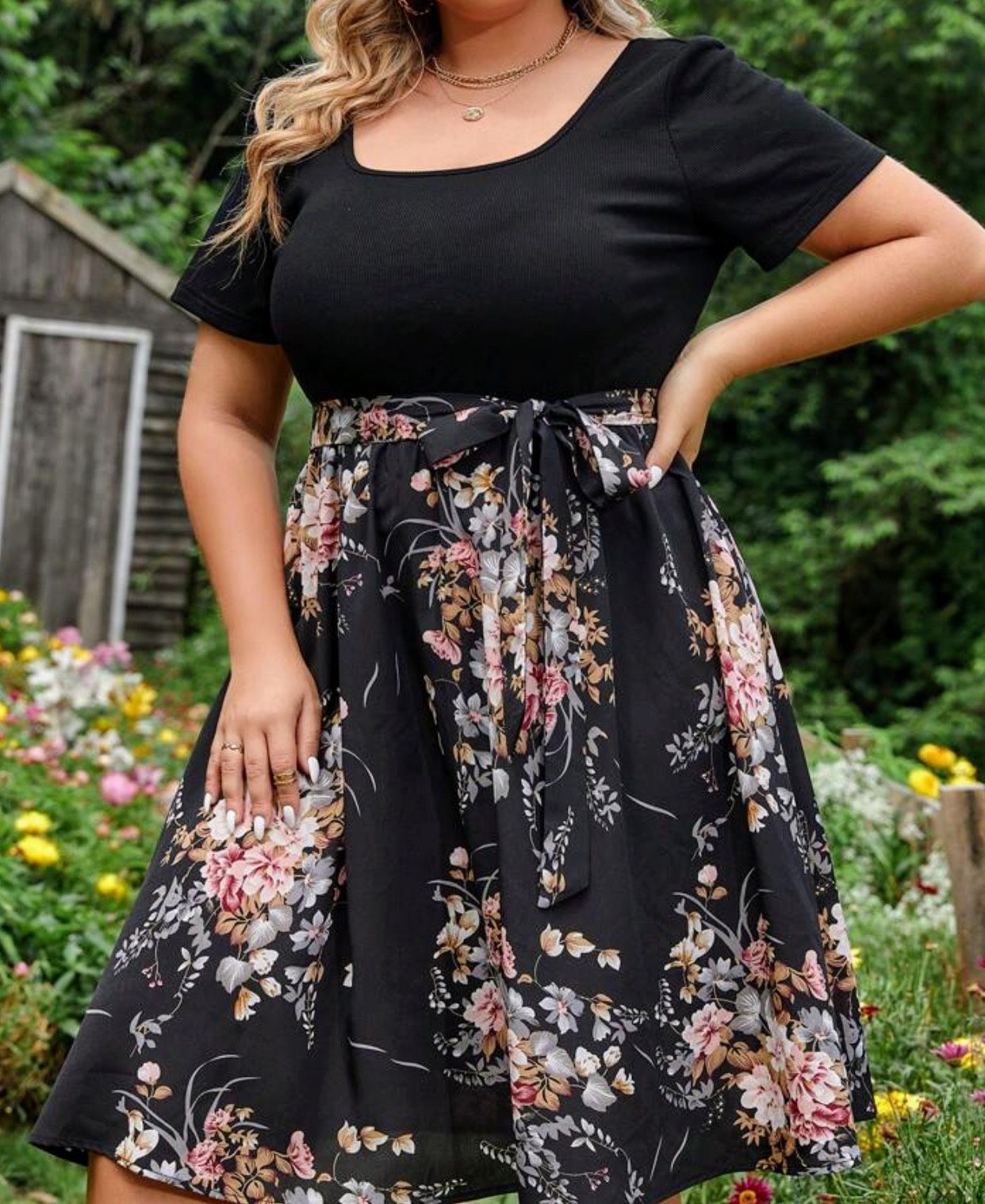 SHEIN CURVE+ Plus Size Spliced Floral Printed Belted Dress