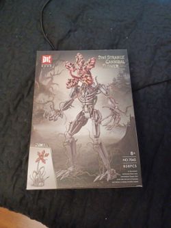 2in1 stranger things cannibal/flower Lego set