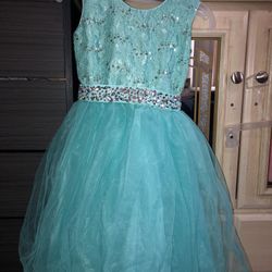 VESTIDO DE NIÑA 