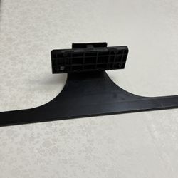 support to put it on the TV in good condition