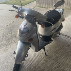 Doesn’t Start May Need Battery 2001 Scooter