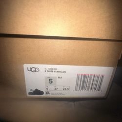 UGG Slippers 