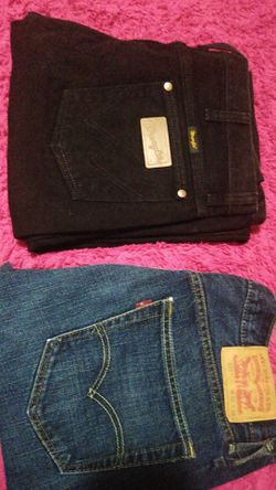 Pantalones Levis y wrangler