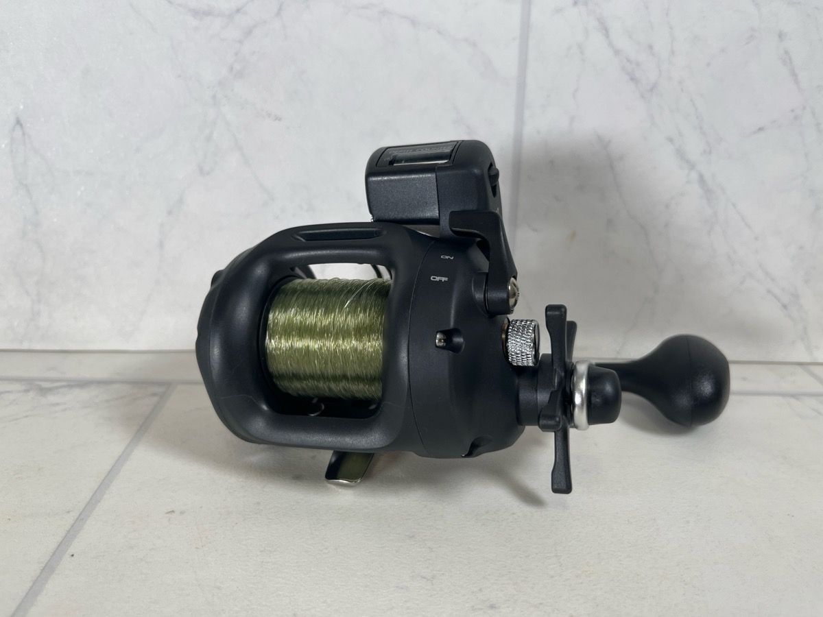 Okuma Magda Pro DXT MA-20DXT Right-Hand Trolling Reel (A1G010677)