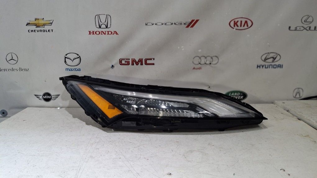 2021-2023 NISSAN ROGUE UPPER LED HEADLIGHT RIGHT PASSENGER SIDE OEM 
