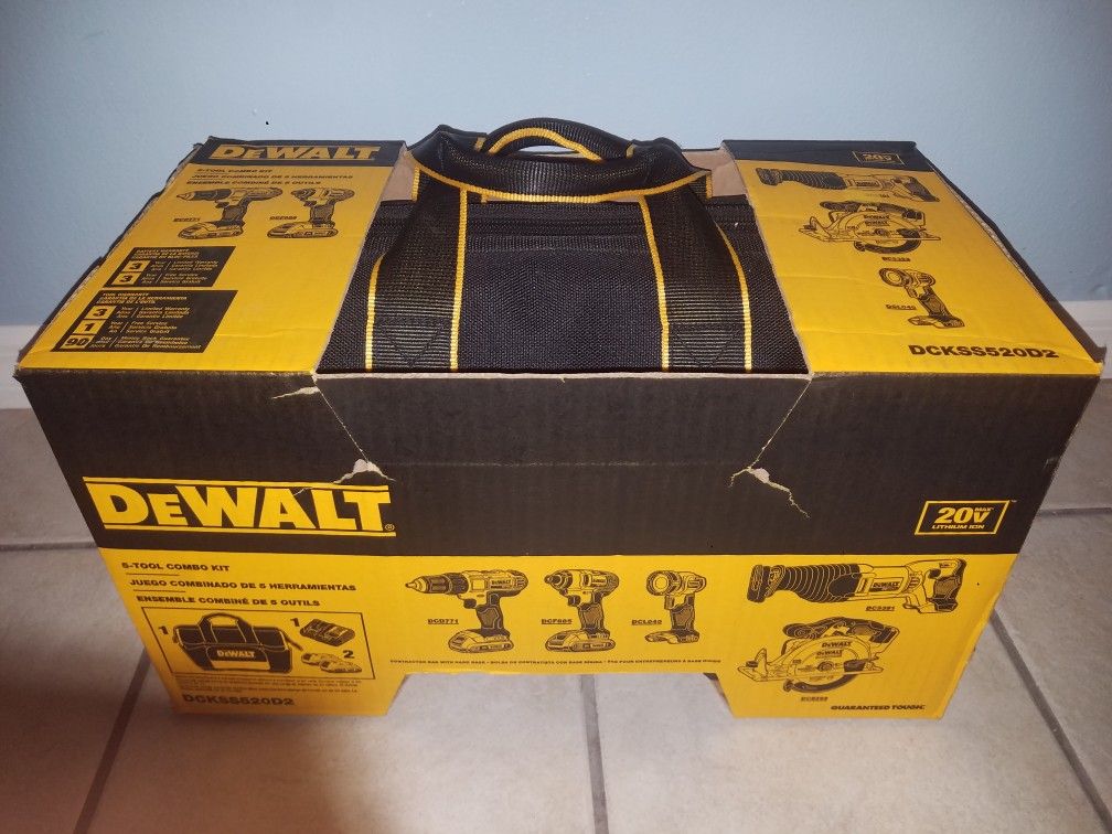 BRAND NEW DEWALT 5-Tool 20-Volt Max Power Tool Combo Kit with Soft Case (Charger Included and 2-Batteries Included)