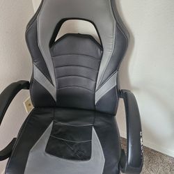 Free Chair