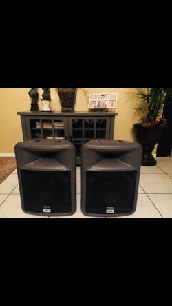 Must sell ASAP! Speakers and amp