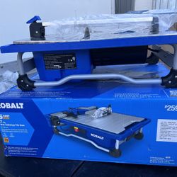 Kobalt 5 -Amp 7-Inches -Blade Wet Tabletop Tile Saw