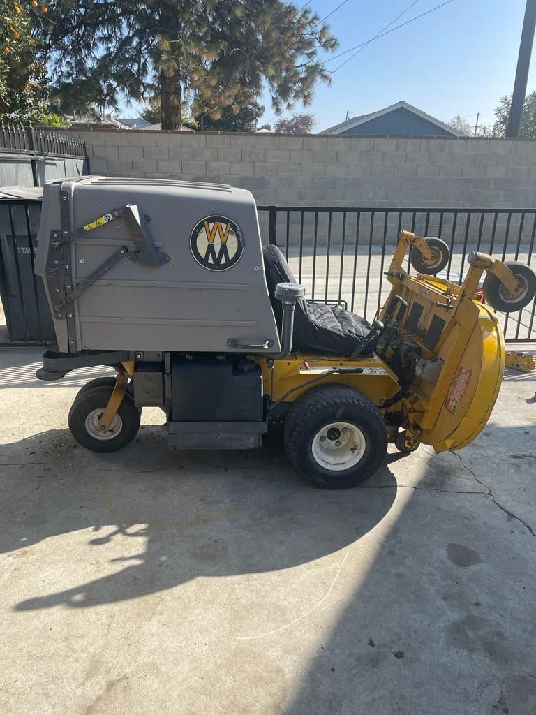 Walker Grass Cutter