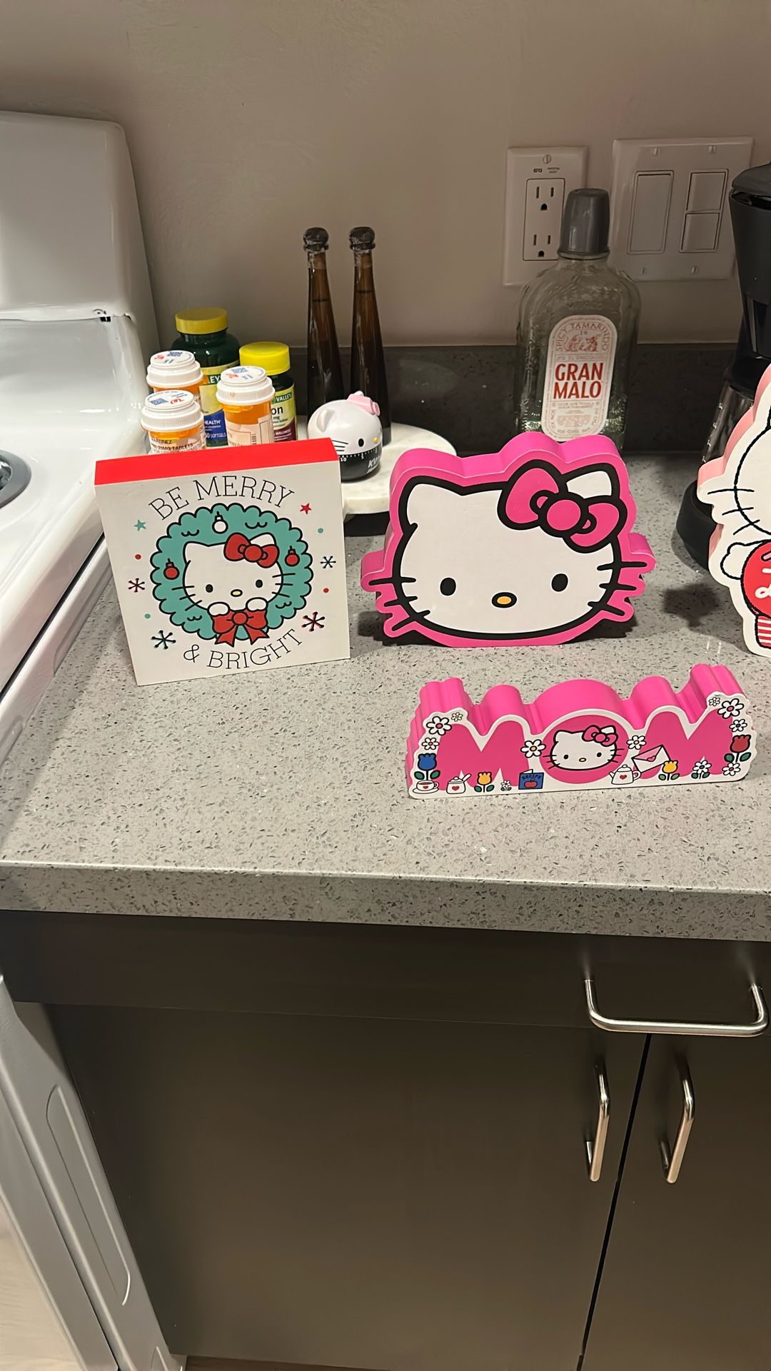 Hello Kitty wooden frames new