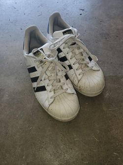 Adidas Mens Size 9 used.