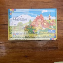 Magnetic Building Box