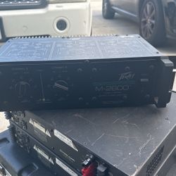 Peavey M-2600 Power Amplifier