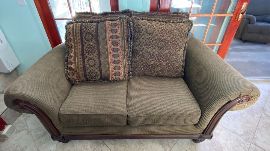 Love Seat And Two Recliners