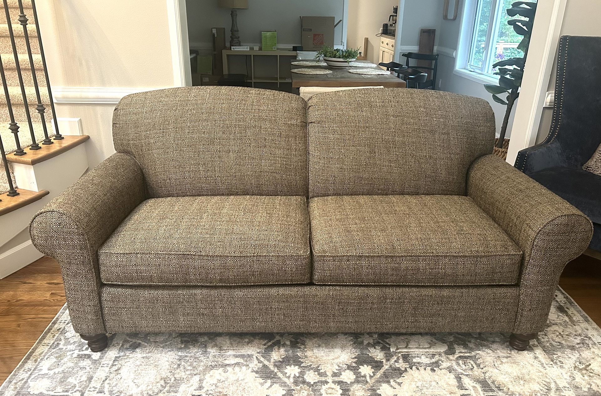Bassett Sleeper Sofa - Air Dream