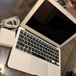 Macbook Air 13" Unlocked Working Fine 2011 4gb 64gb Ssd Os Sierra