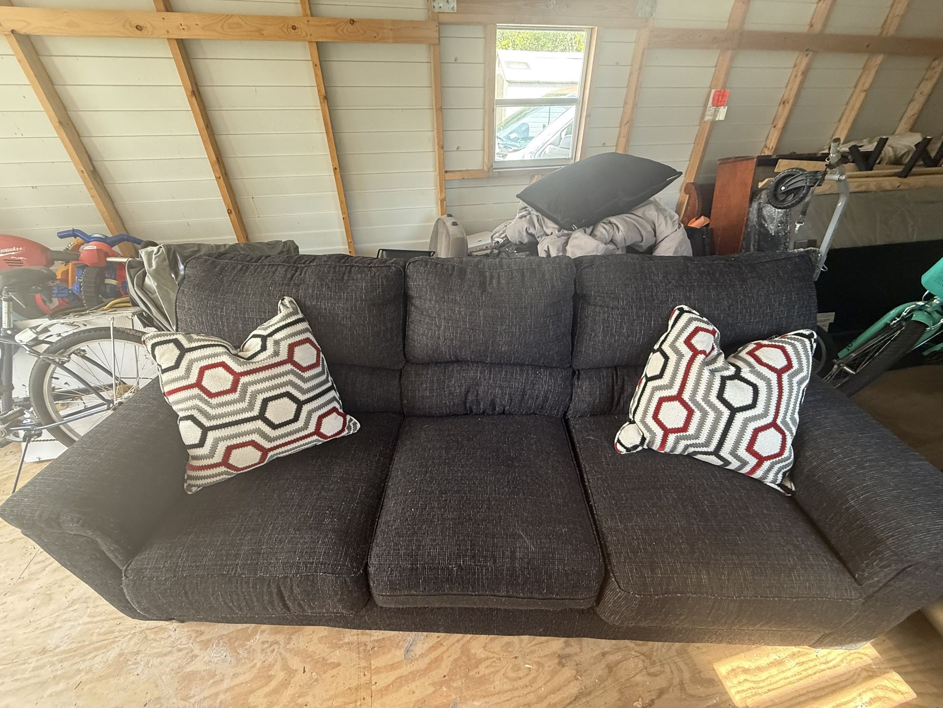 Bob’s Furniture Onyx Calvin Sofa