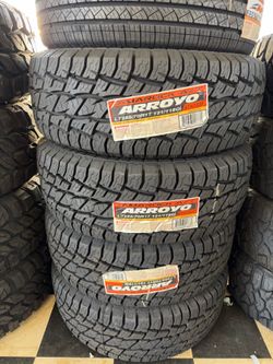 📲✔️Lt285/70/17 vendo set de llantas nueva Arroyo at