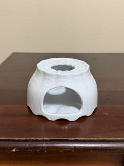 AK Kaiser Romantica White Porcelain Germany Teapot Warmer Base #2