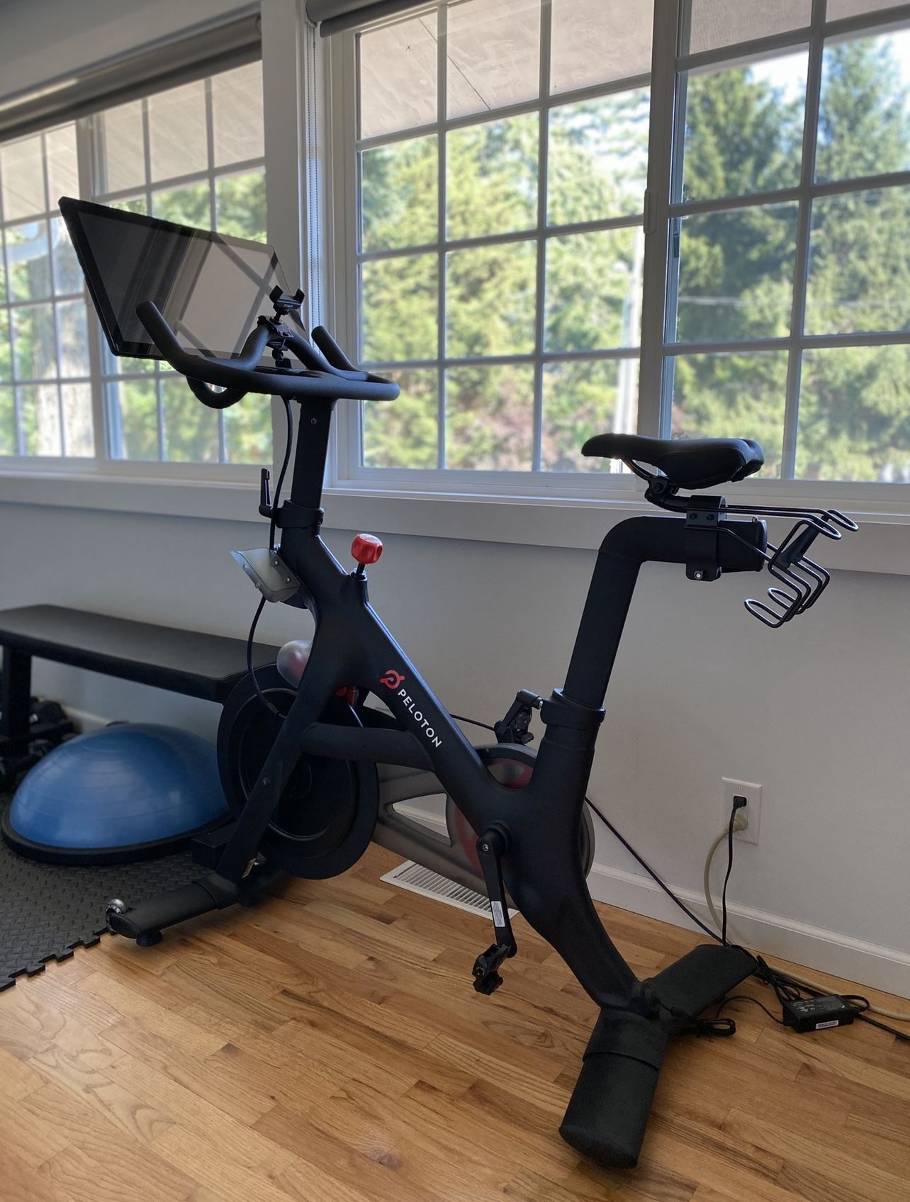 Peloton Bike Generation 3 for Sale in Kirkland, WA OfferUp