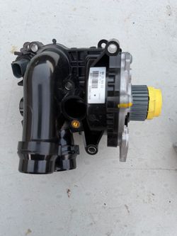 VW Audi Electric Water Pump Assembly