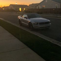 2007 Ford Mustang V6 