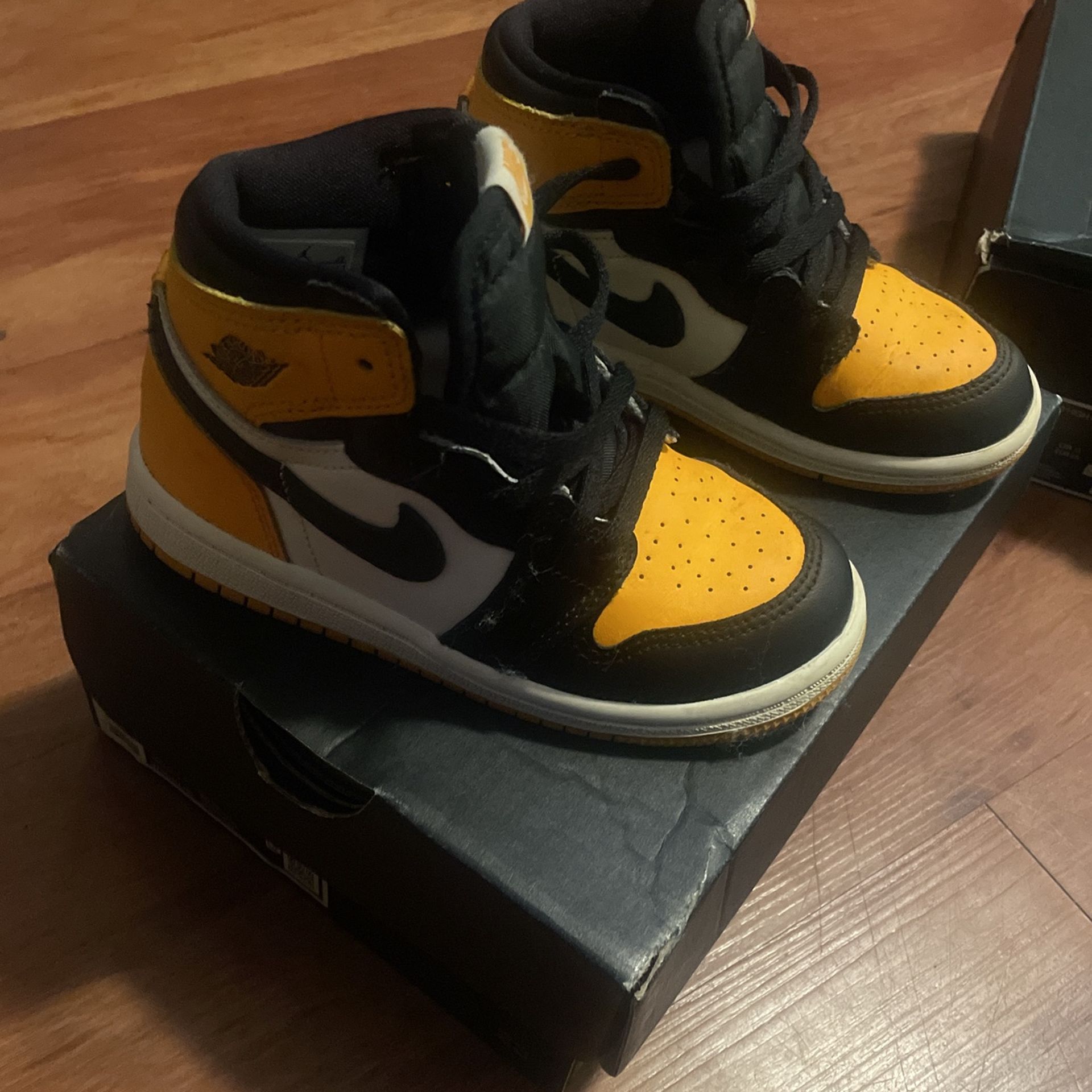 Jordan’s 1 Retro 9C