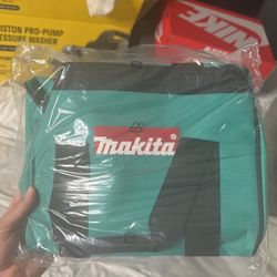 Makita Tool Bag Drill Set 