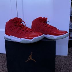 Boys Size 8 Jordans