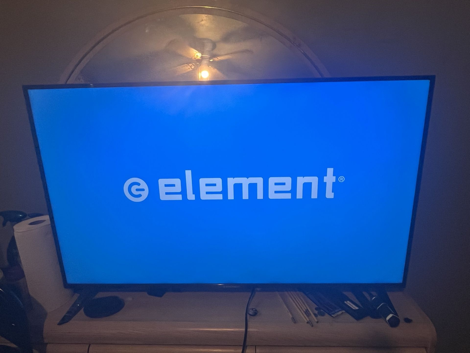 46” Roku Element Tv