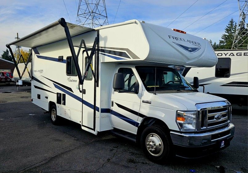 2023 Coachmen Freelander 23FS