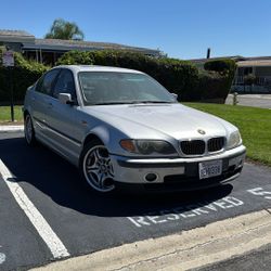 2003 BMW 330i