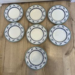 The items picture  Villeroy & Boch Switch 3 , Salad plates set of 7, good condition