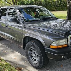 2004 Dodge Dakota