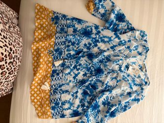 Blouse (size XL)