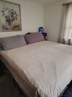 King size bed