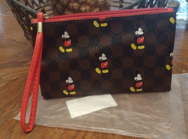 Disney Mickey Mouse Clutch NEW
