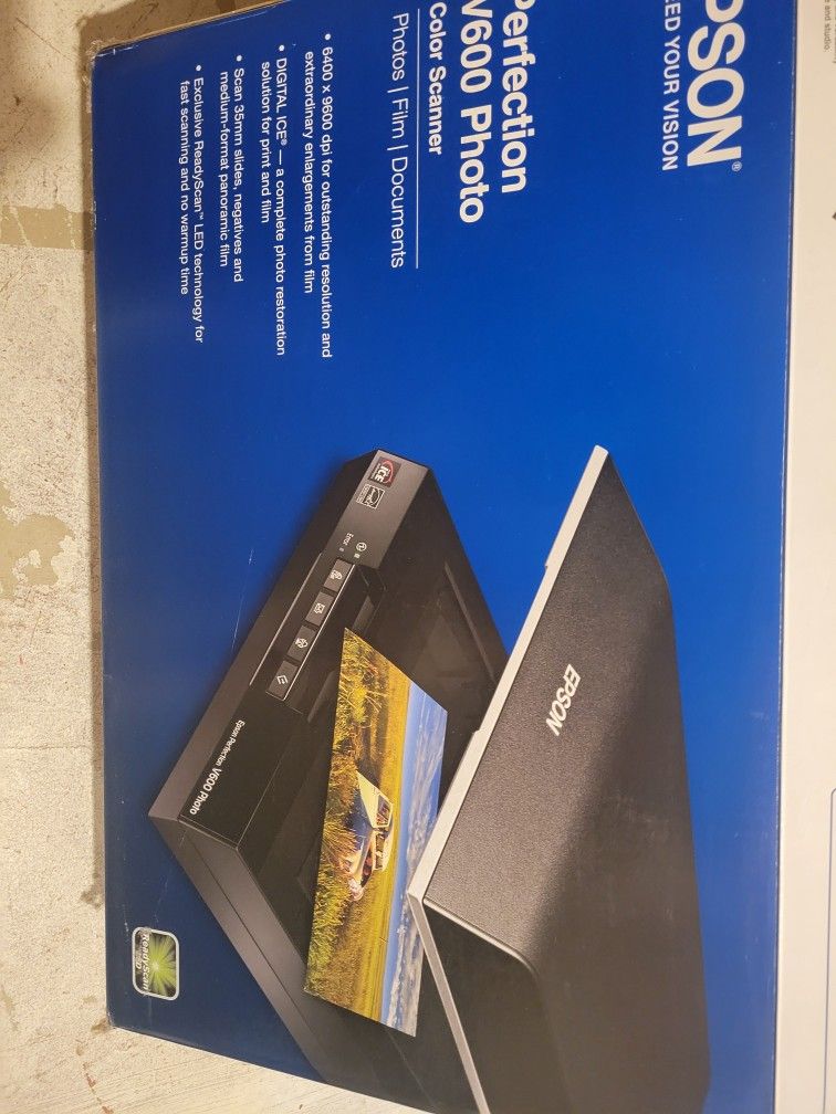 Epson Perfection V600 color scanner