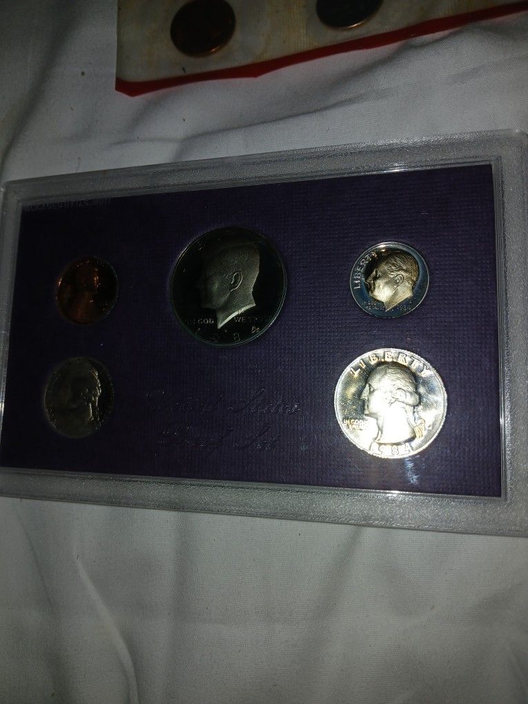 Proof Set And Bicentenial. Set