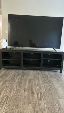 TV STAND WITH ALOT OF STORAGE!