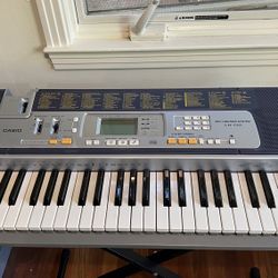 Casio Electric Keyboard