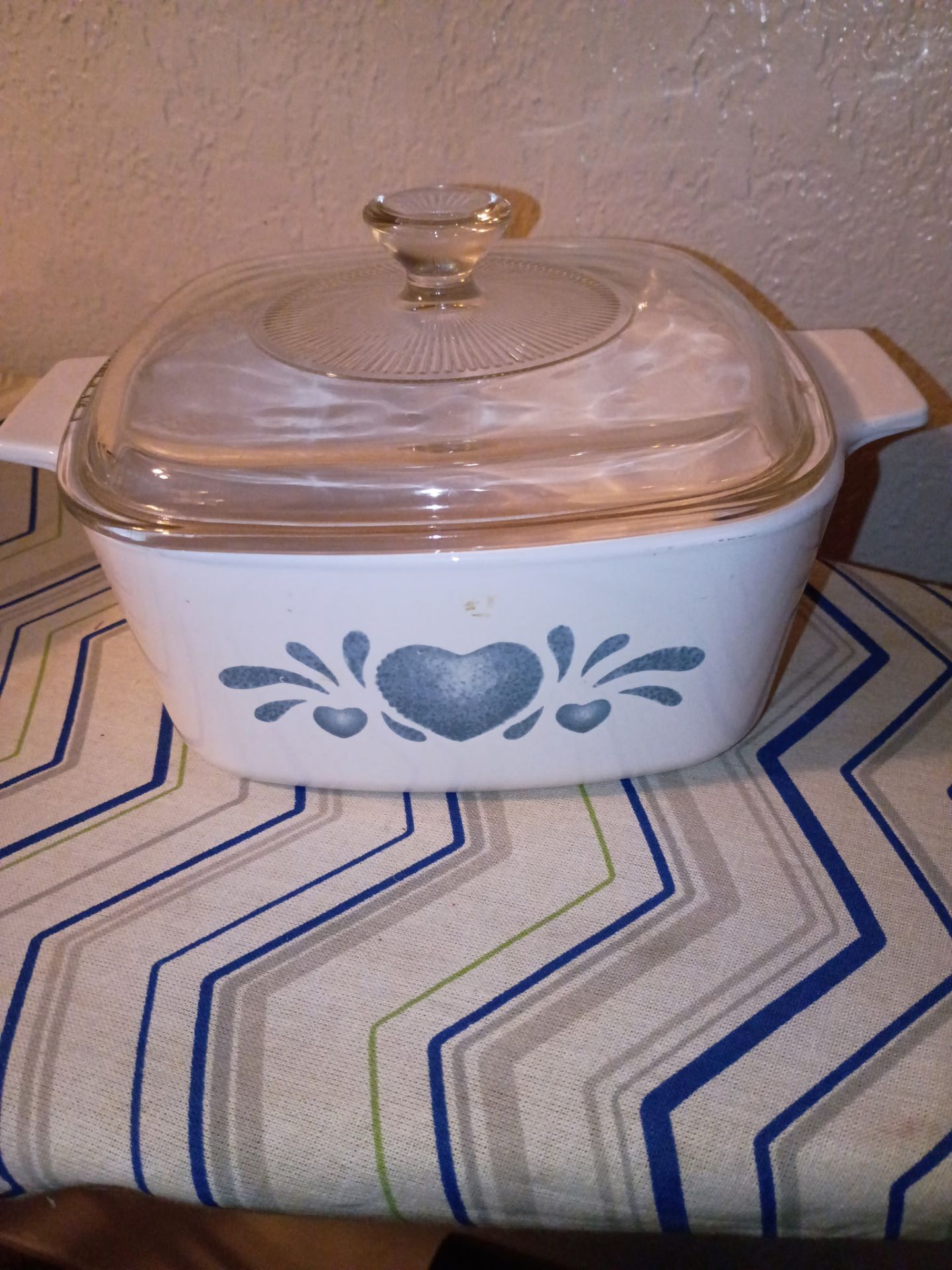 Storage dish