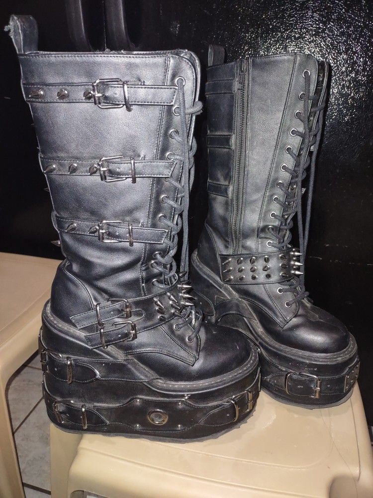 Rock Boots